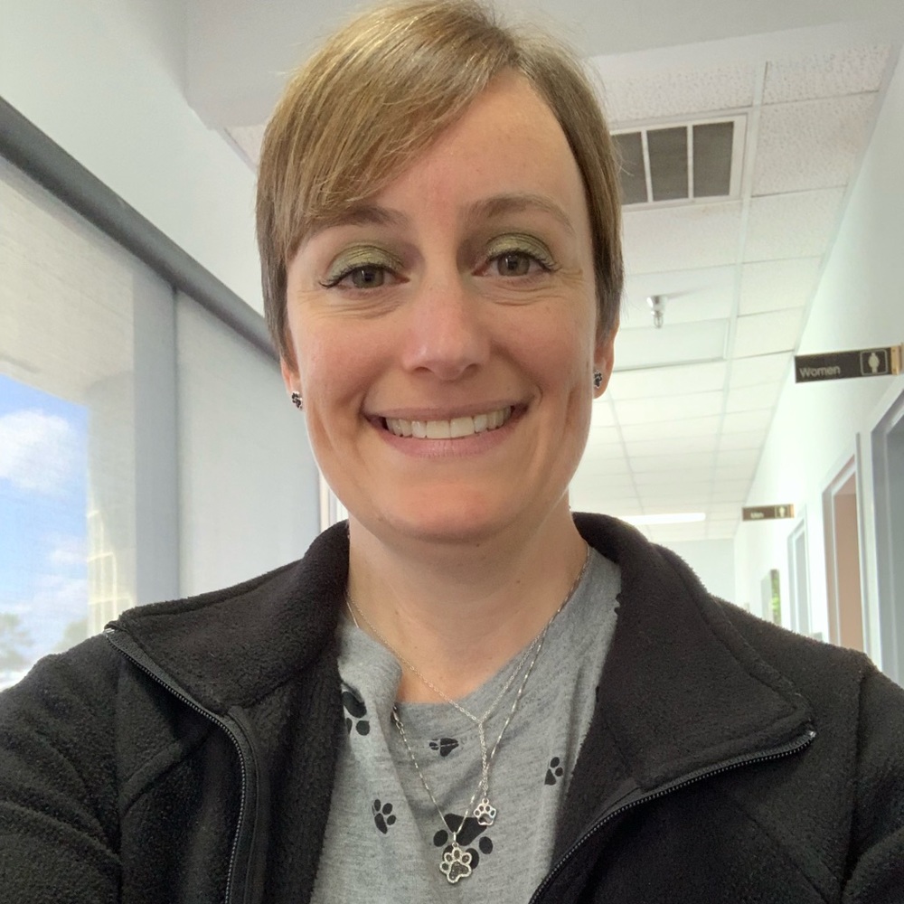 Meet your Posher, Jennifer